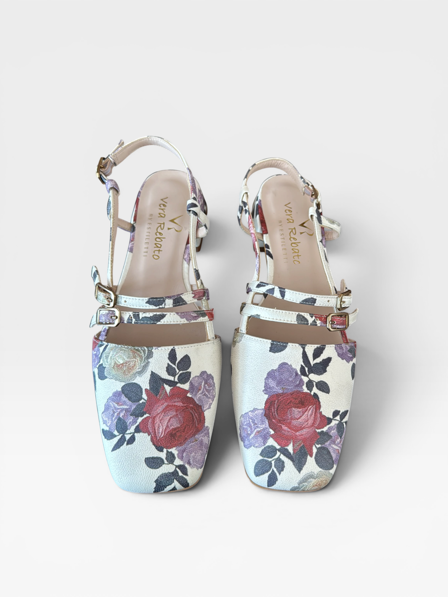Sandalia estampado floral con hebillas - Vera rebato