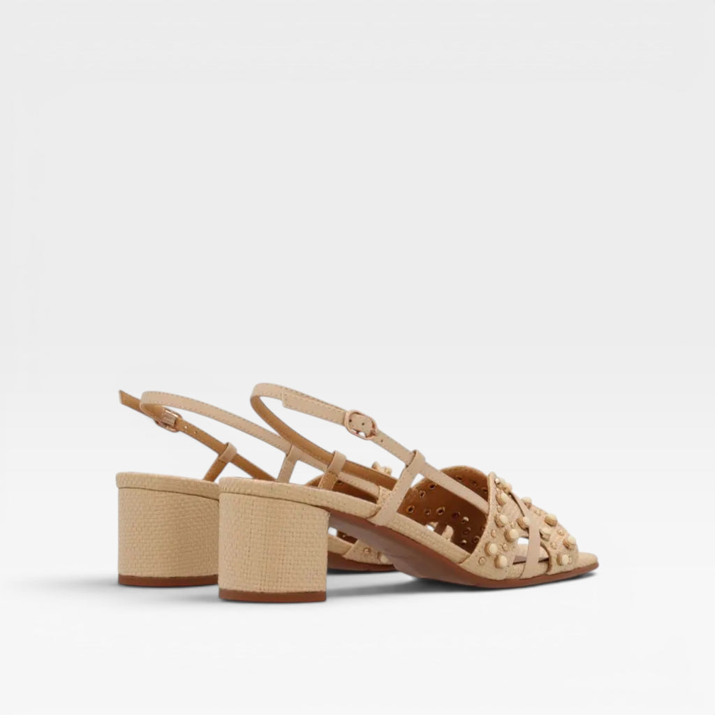 Sandalia tacón tachas beige  - Noa Harmon