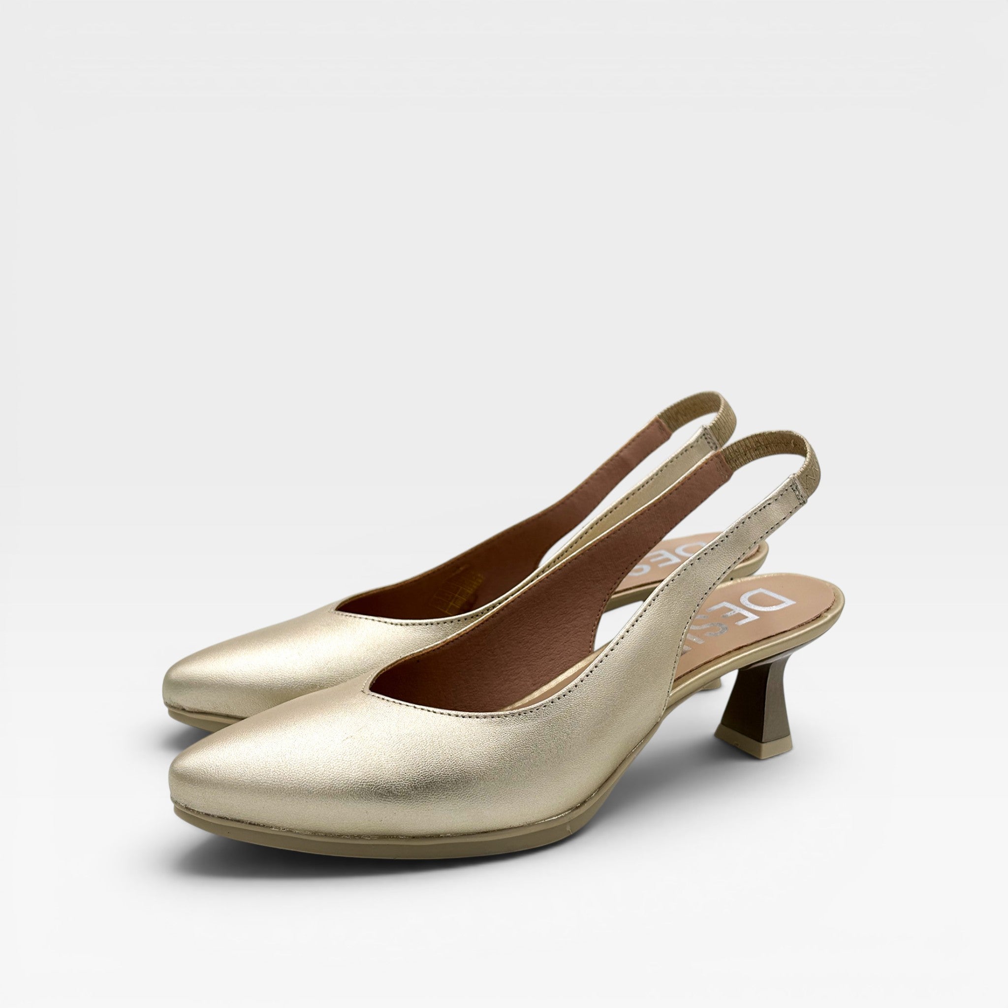 Zapatos salón dorado - Desiree