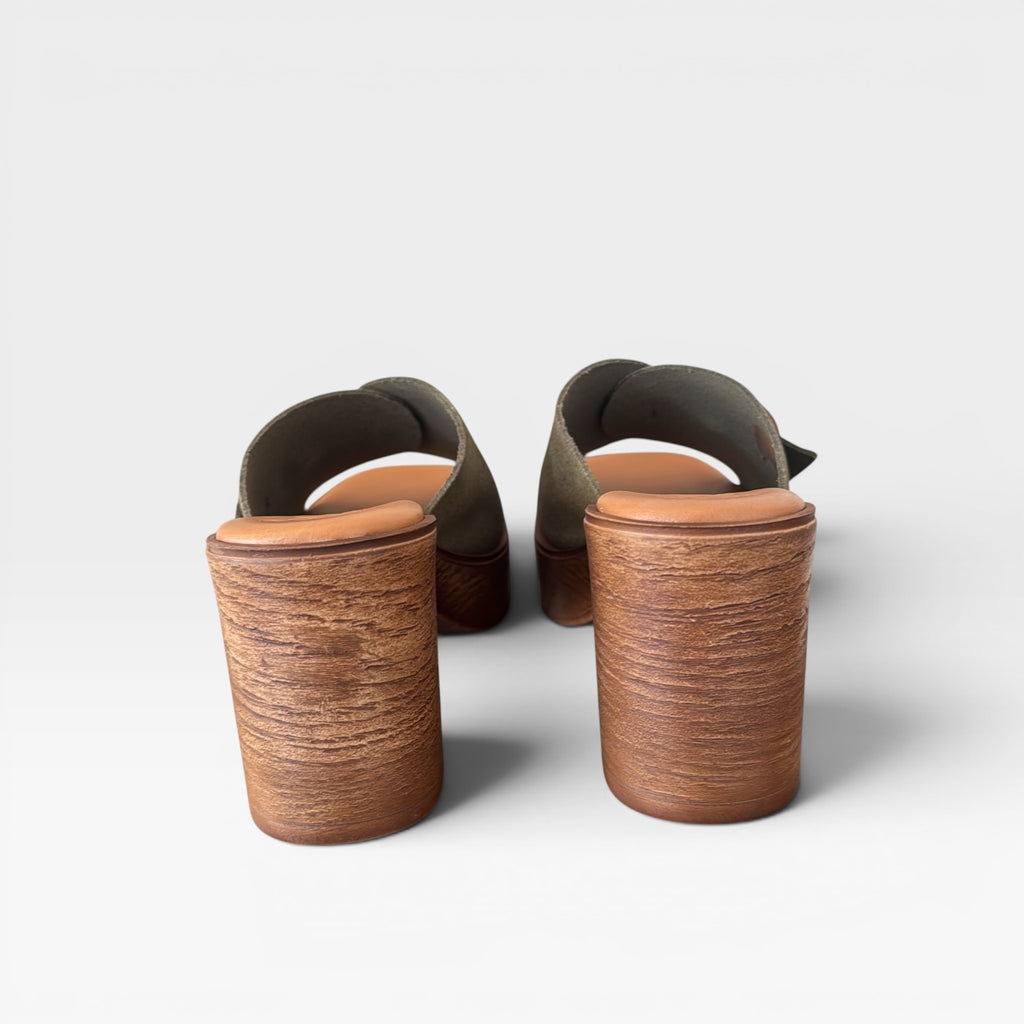 SANDALIAS Zueco verde caqui - Kaola