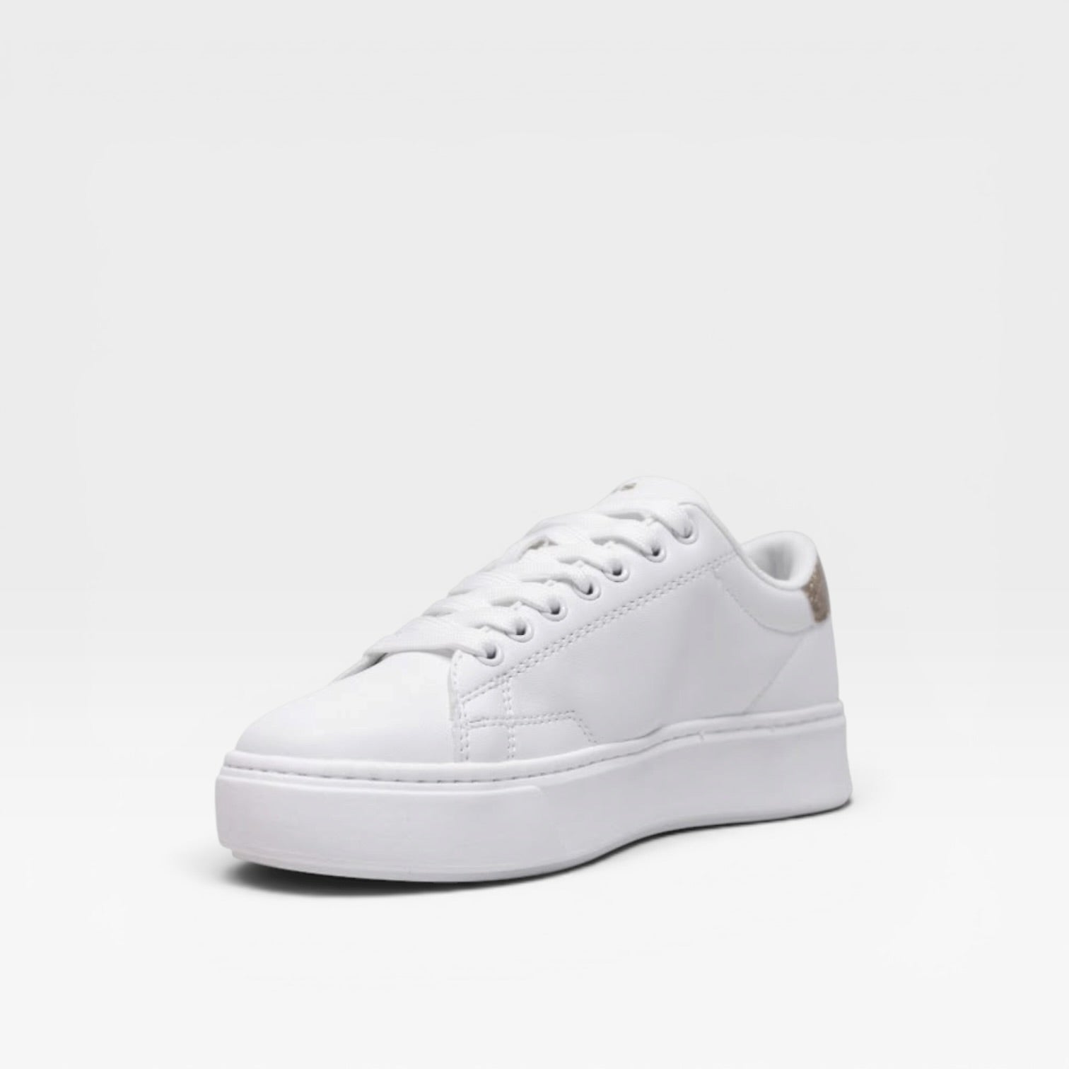 ZAPATILLAS CARL BLANCAS CON PLATAFORMA Y PANEL CON GLITTER- LEVI’S