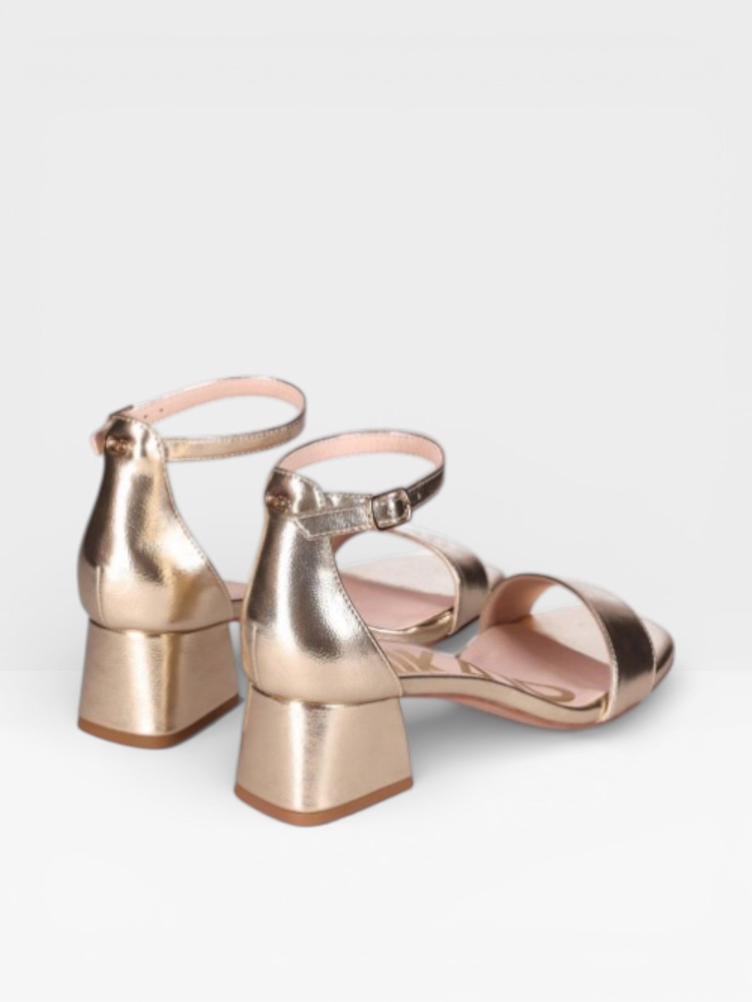 Sandalias Tacón Alto Mujer Plataforma Pala dorada - Chika10