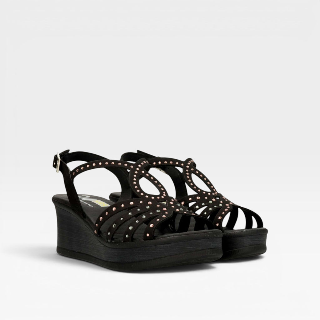 Sandalia negra brillo  - 24horas