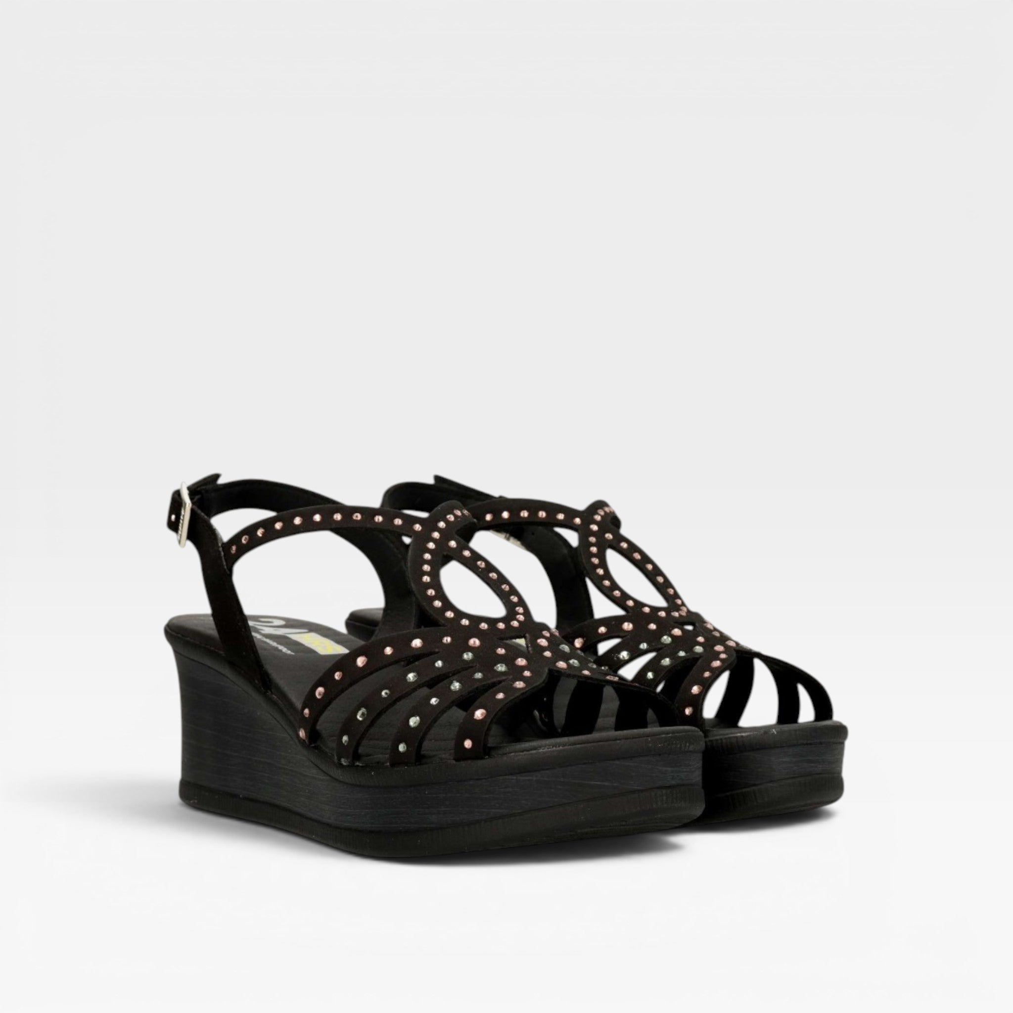 Sandalia negra brillo  - 24horas