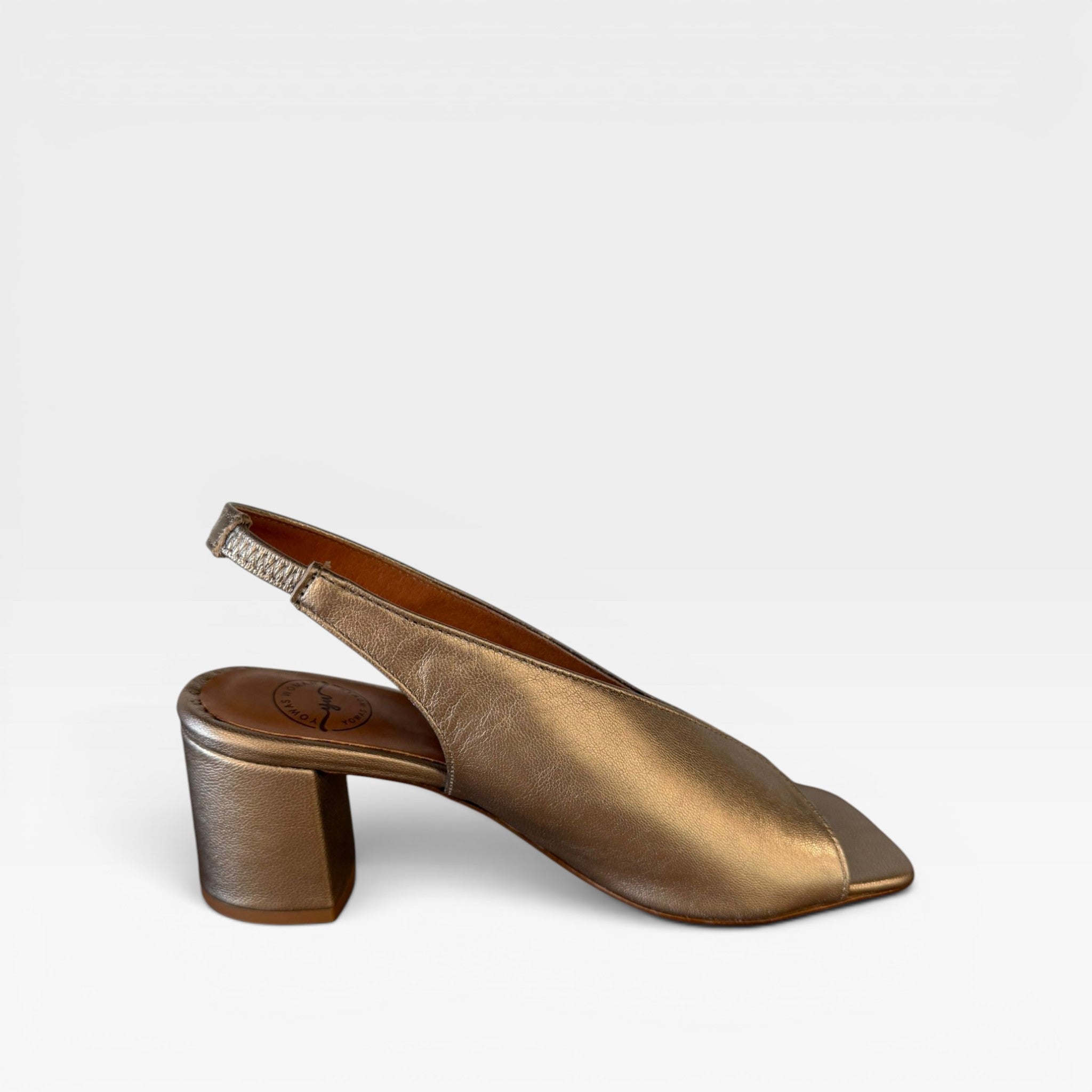 Sandalia color bronce - YU/Yowas