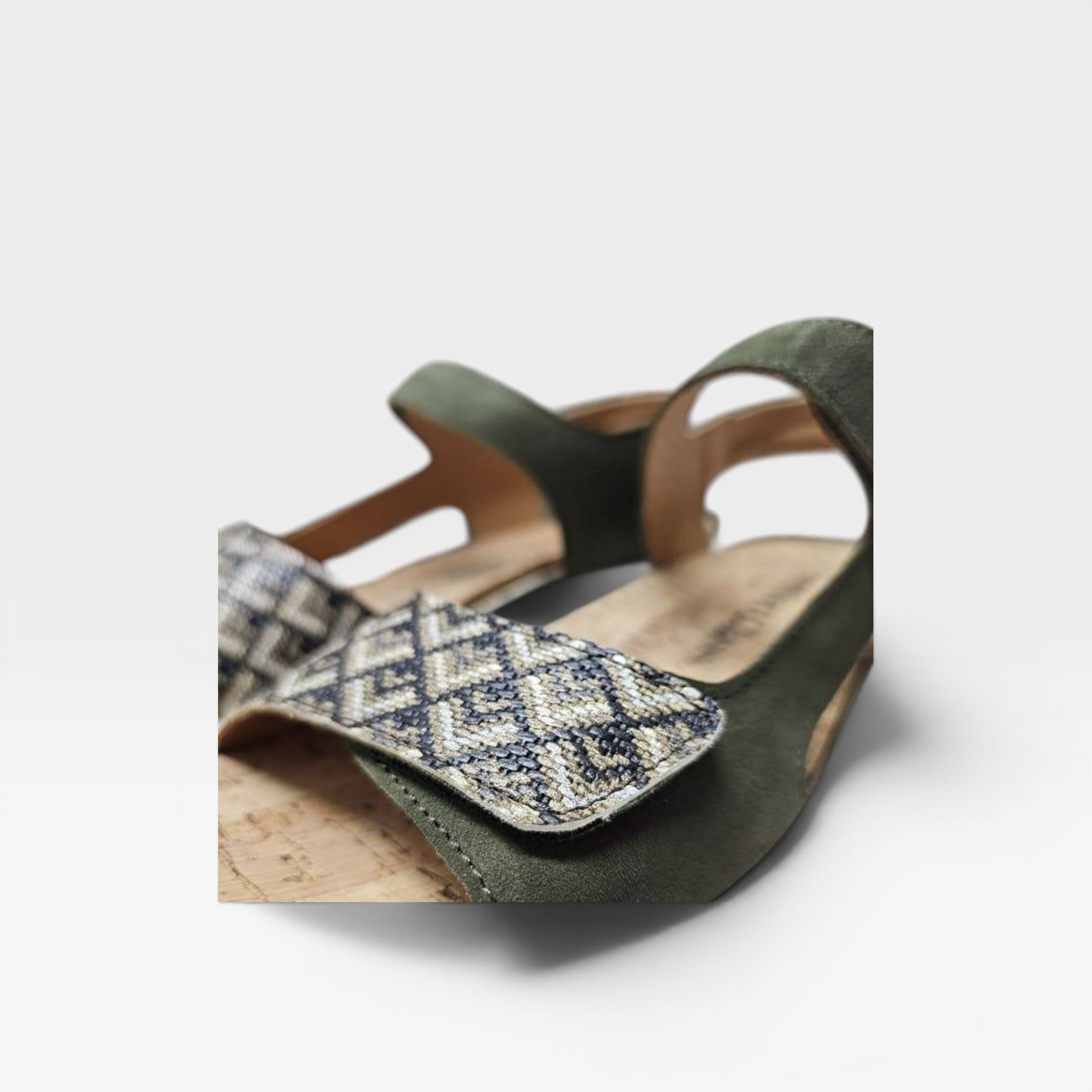Sandalia ajustable verde Oslo - Comfort Class