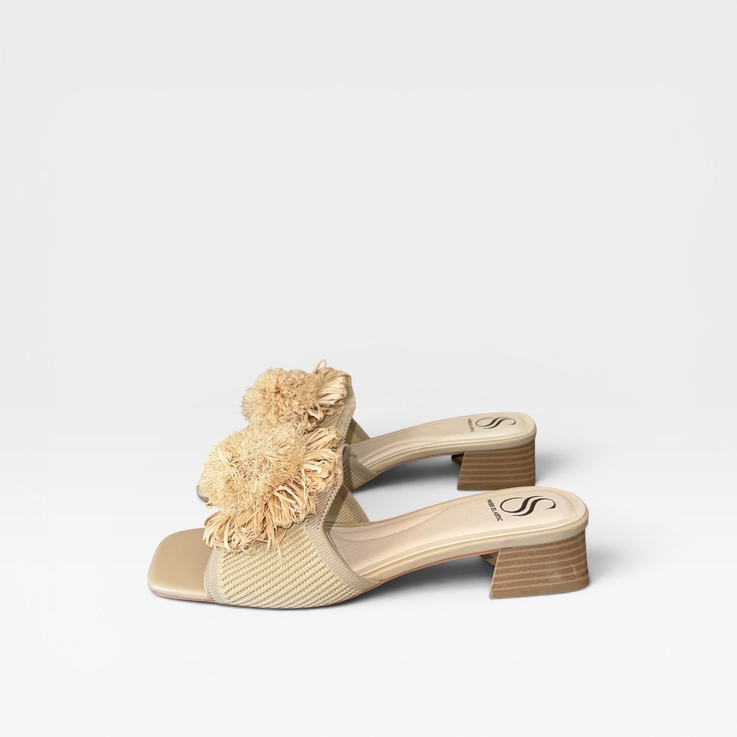 Sandalia con tacón de mujer crema -Miss elastic