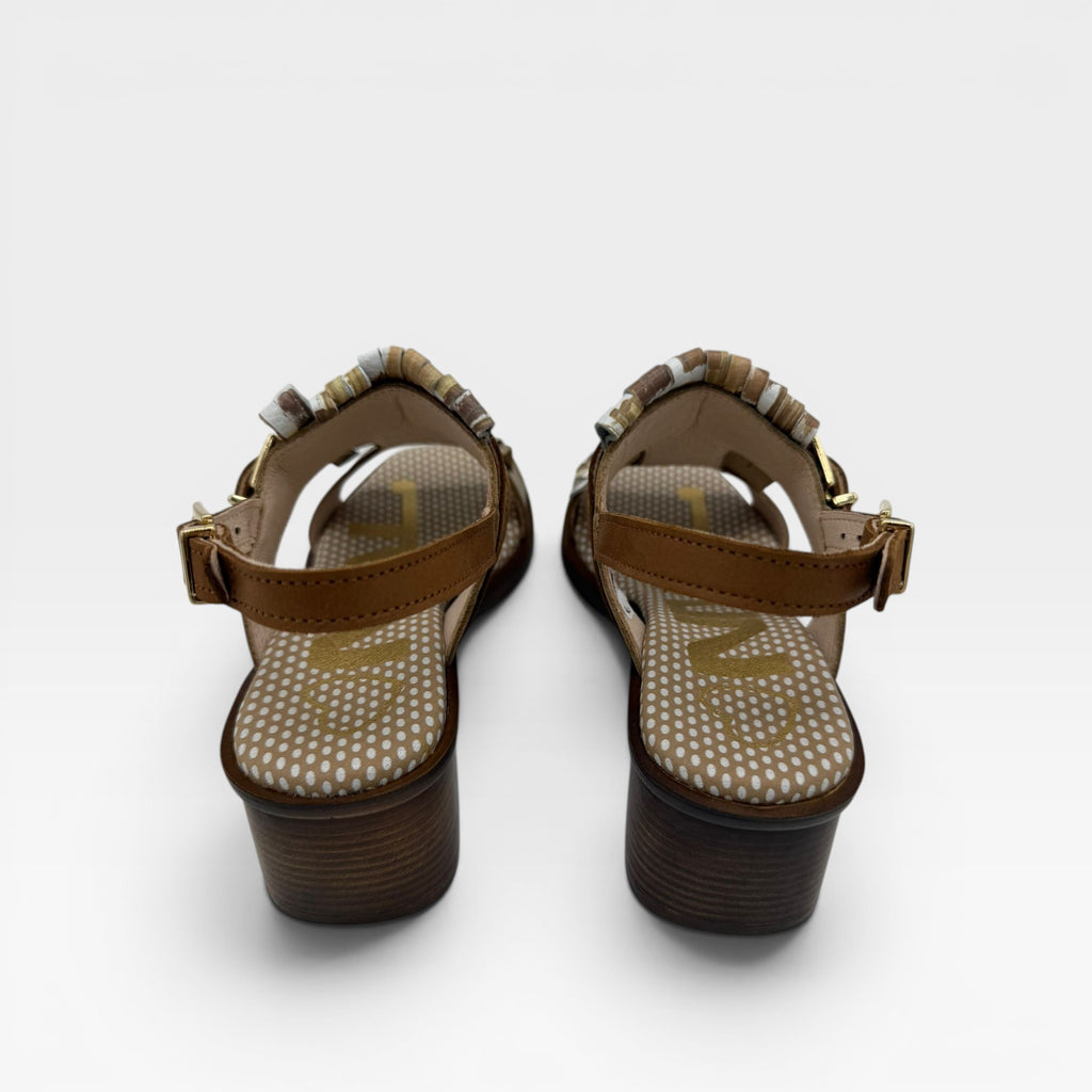 Sandalia tacón beige con flecos - Nival