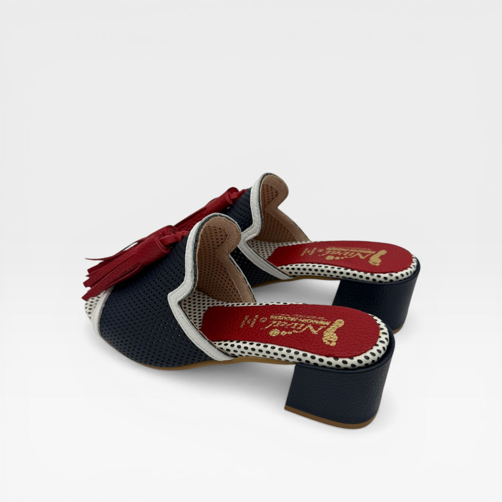 Mule azul marino con flecos rojos  - Nival