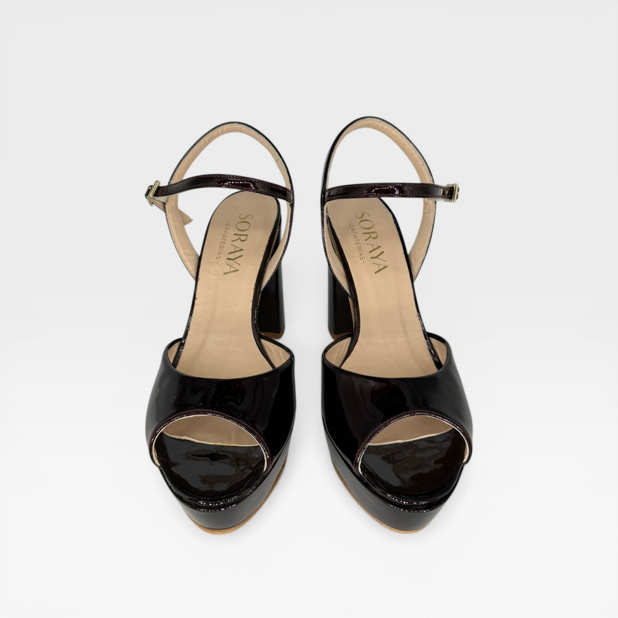 Sandalias Tacón Vino Charol - Soraya