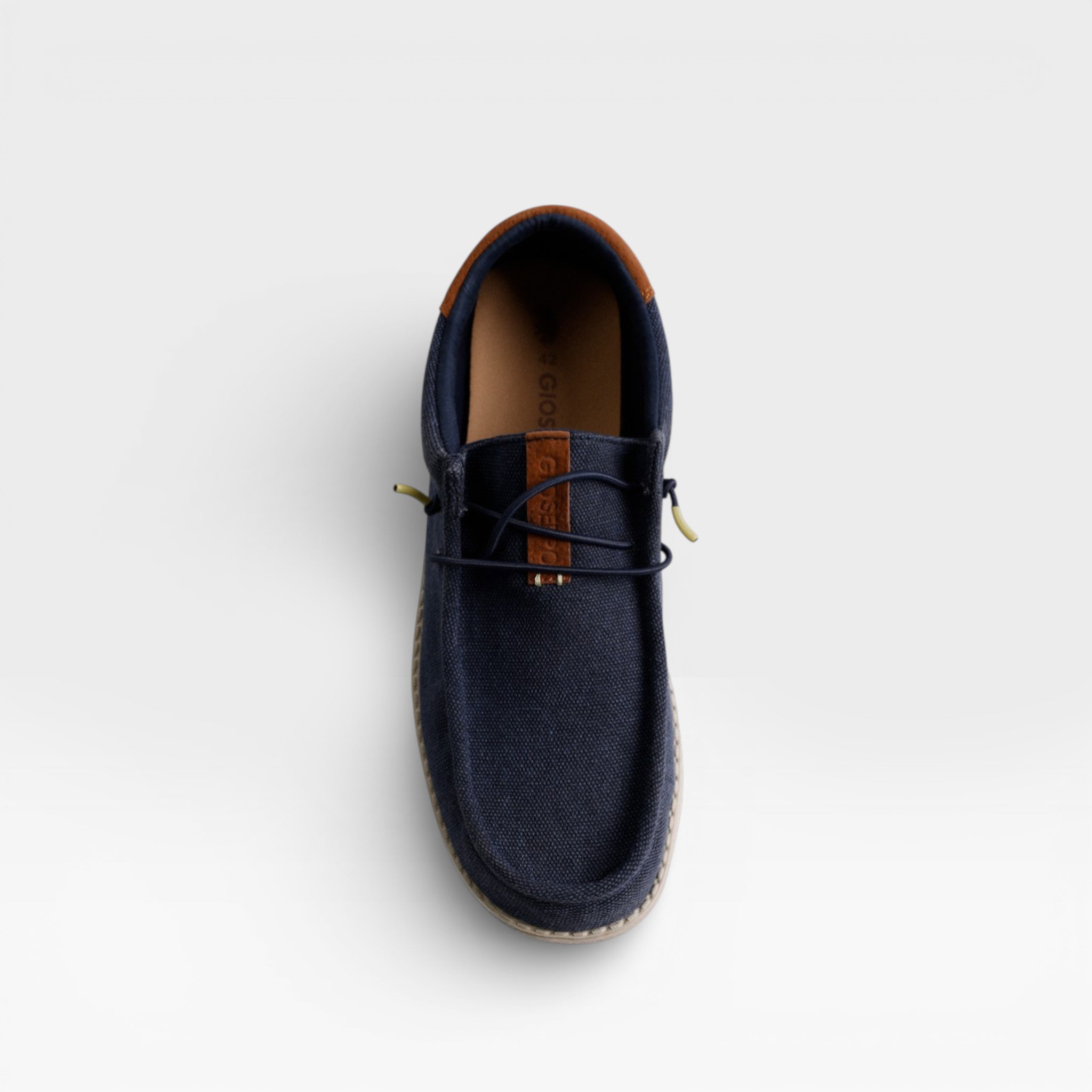 Mocasines Wallabee Lona Orford Marino - Gioseppo