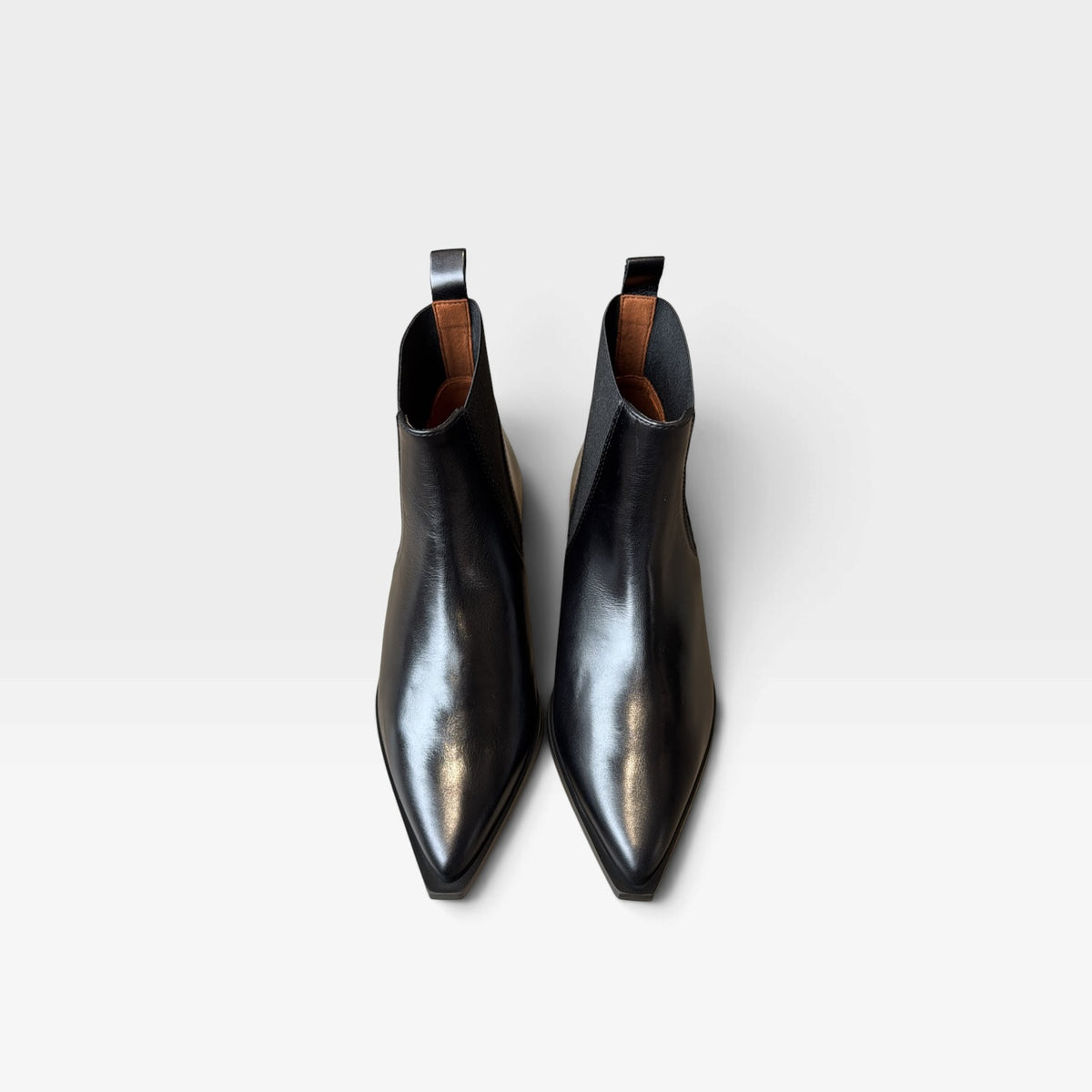 Botin Negade piel negro   - Ángel Alarcón