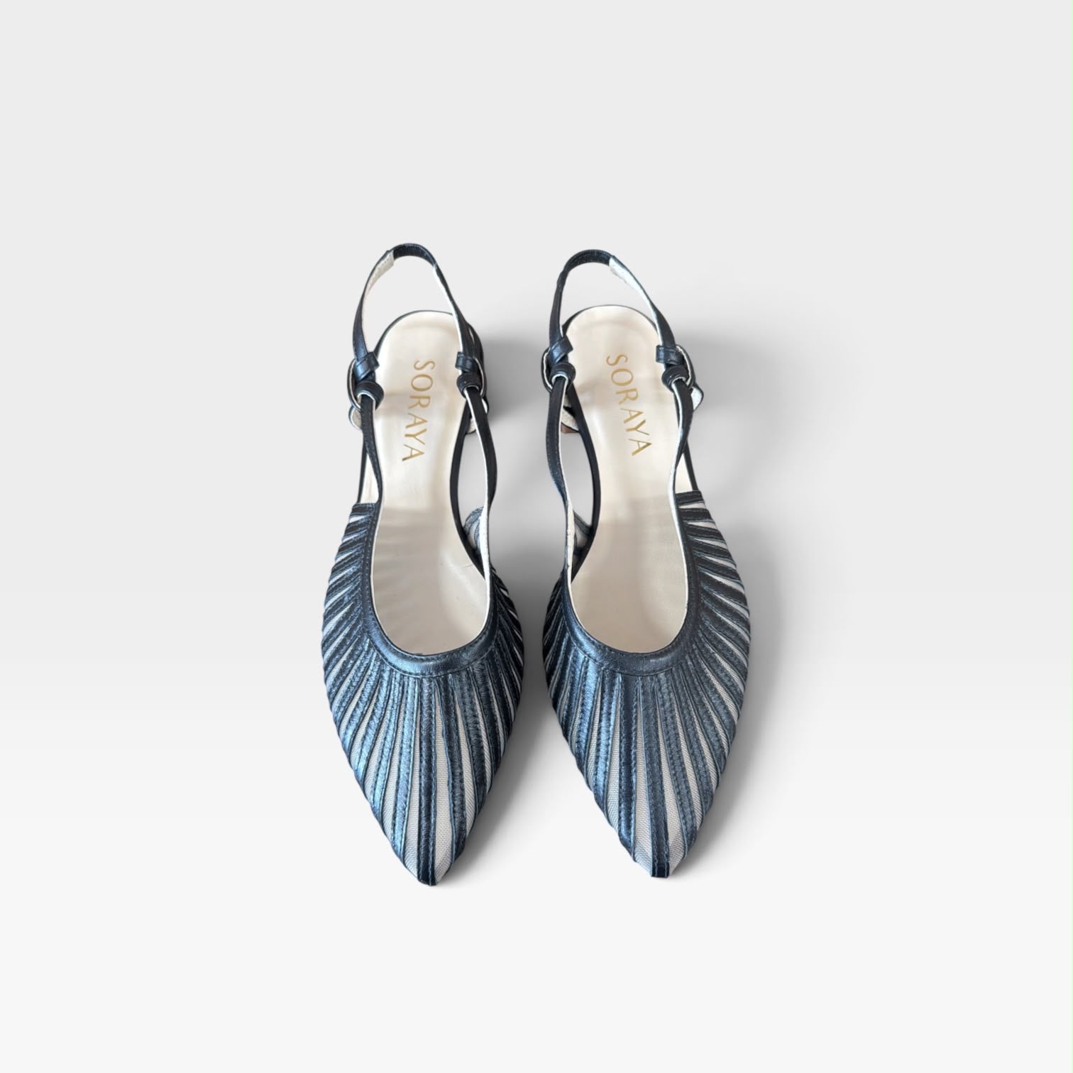 Zapato de salón destalonado con tiras enrejadas - Soraya