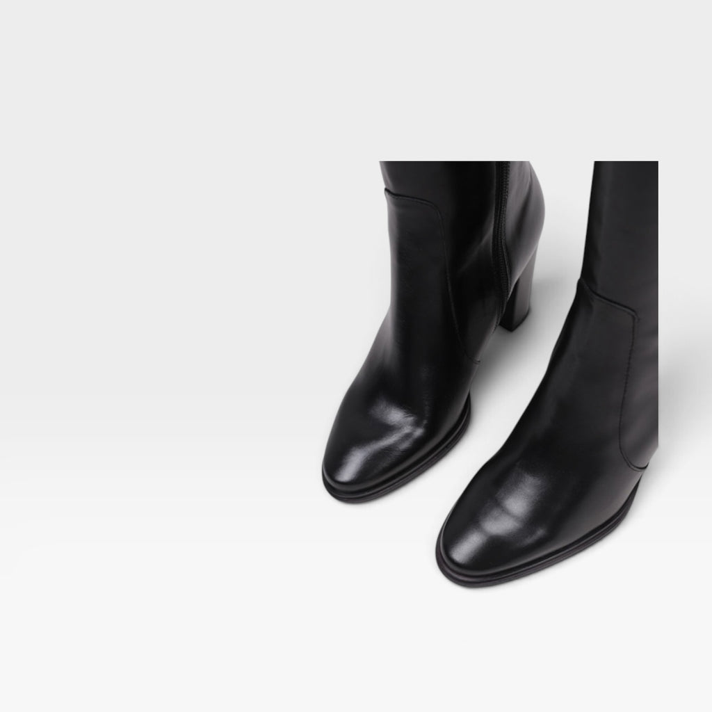 Bota negra alta - Wonders