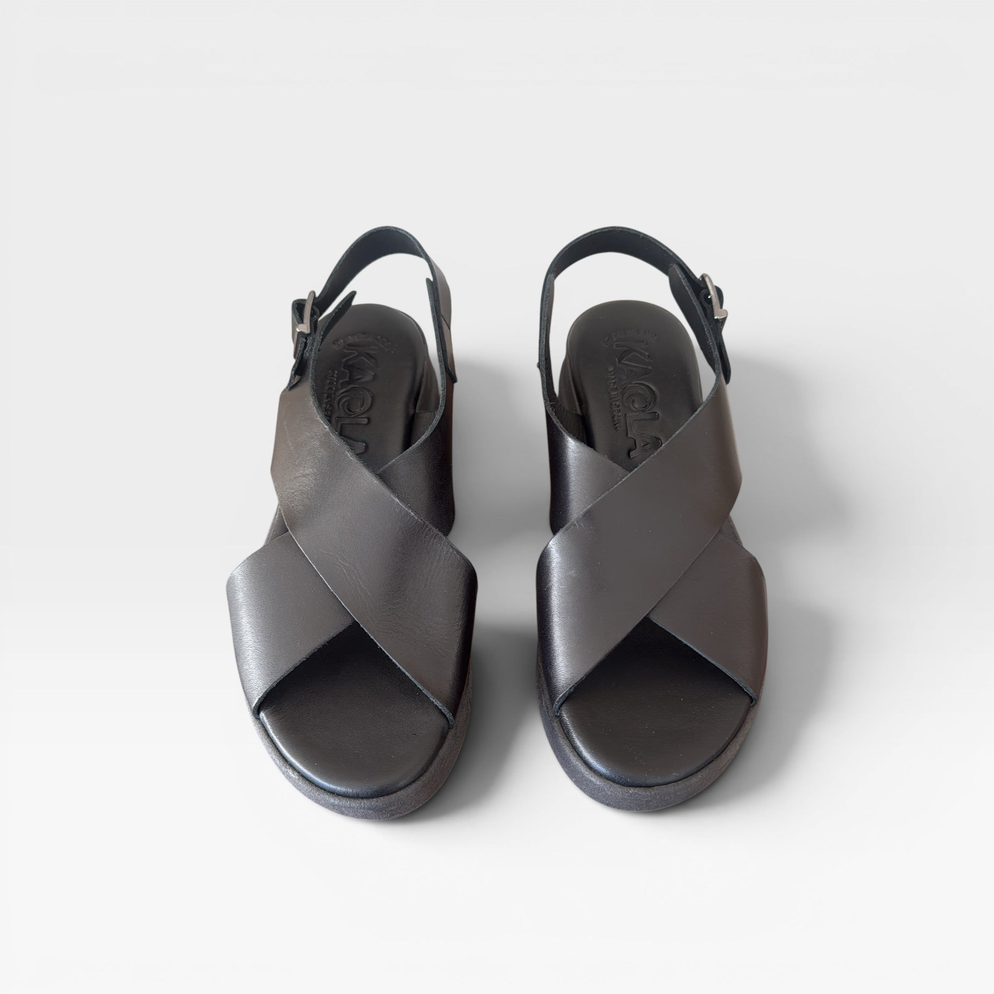 Sandalia cruce negra - Kaola