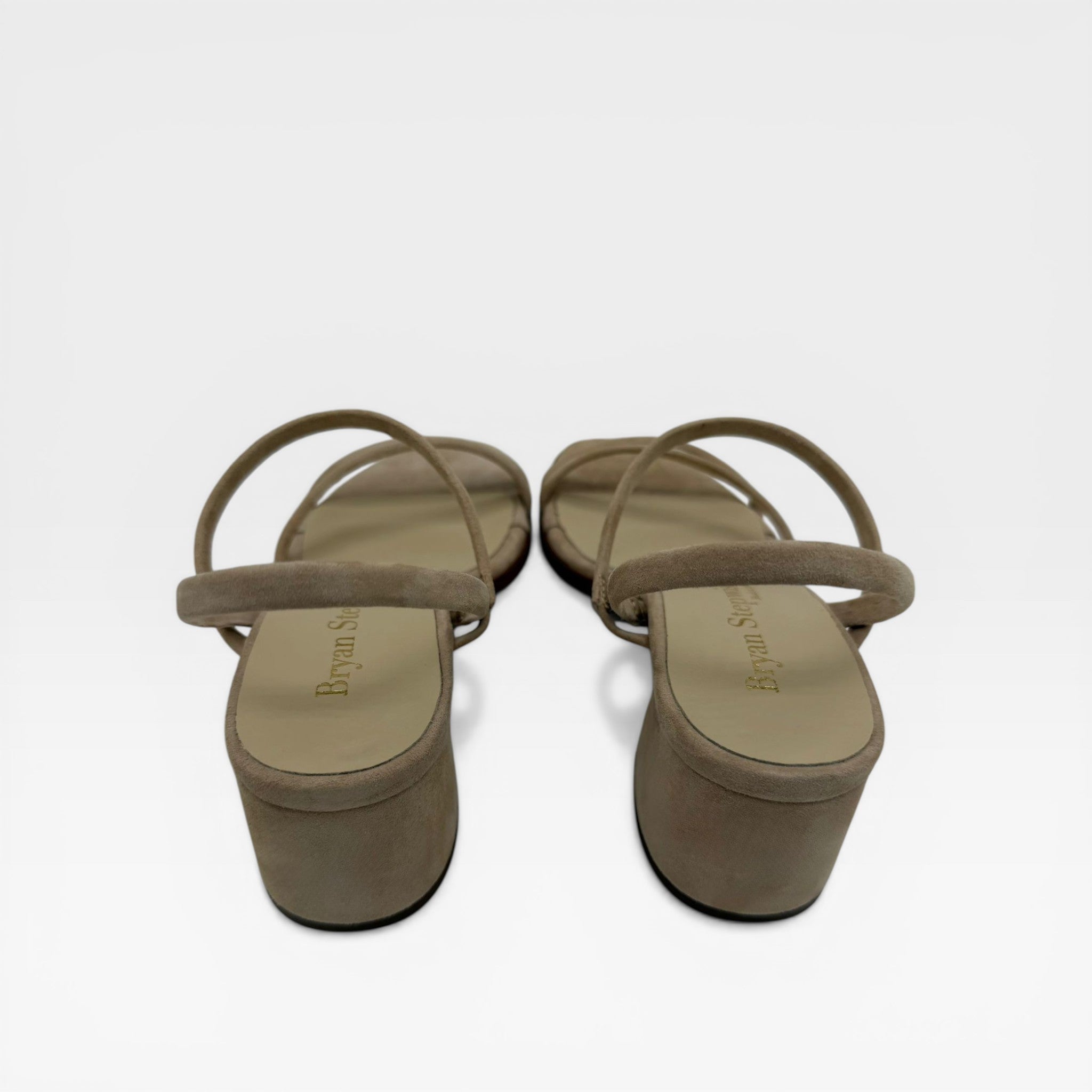Sandalia beige para mujer - Bryan Stepwise