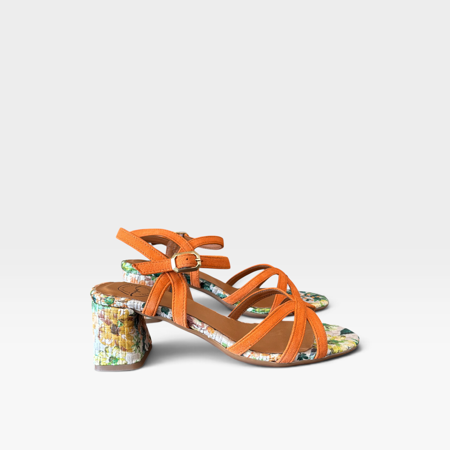 Sandalia de tacón con estampado floral - YU/Yowas