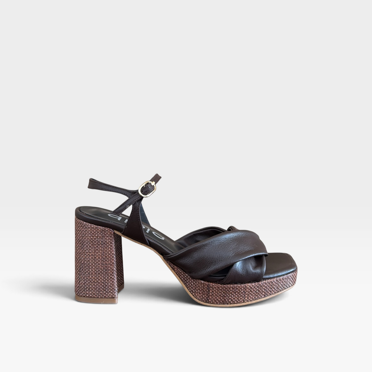 Sandalia plataforma marrón chocolate - Dibia