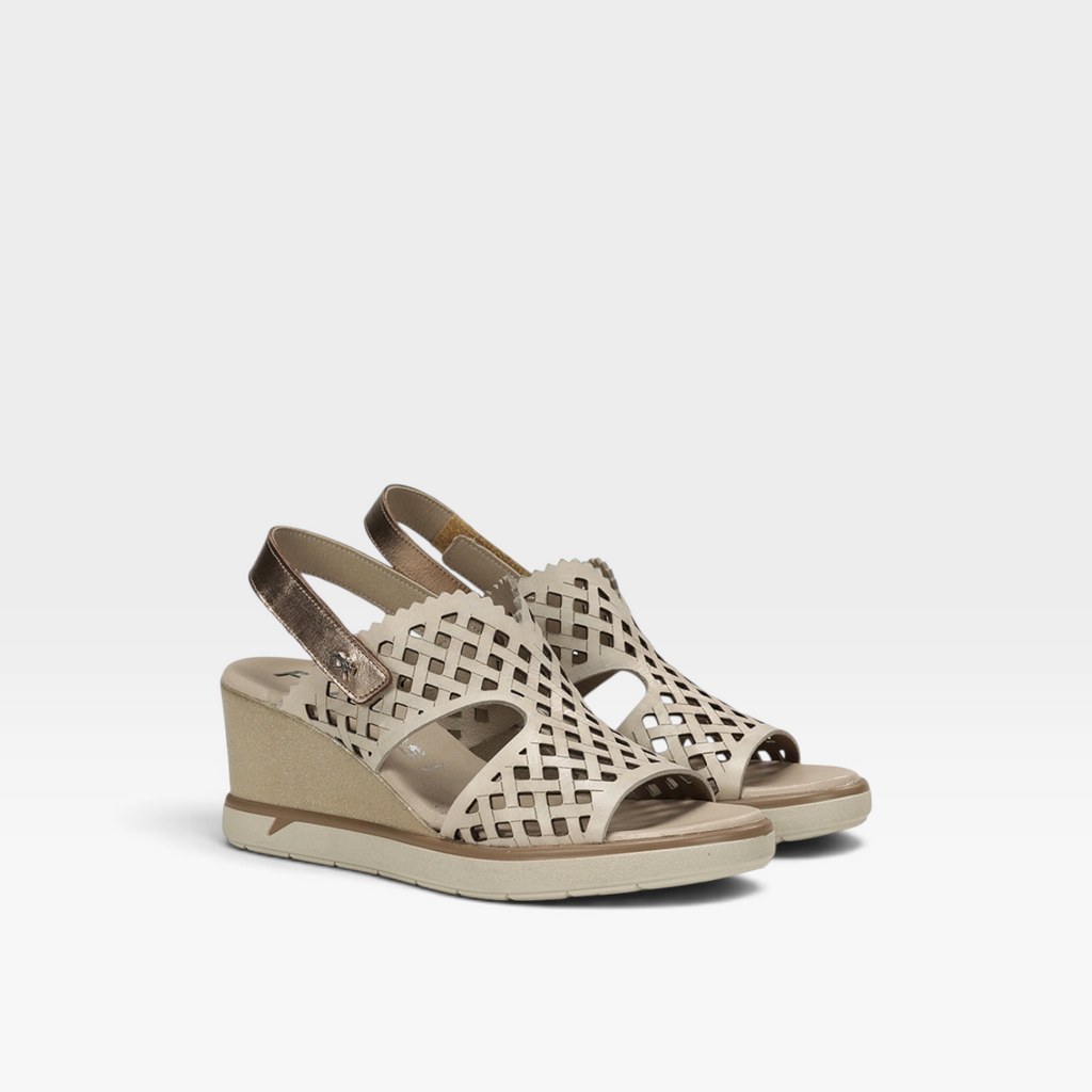 SMASH F1972 Sandalia Taupe - Fluchos