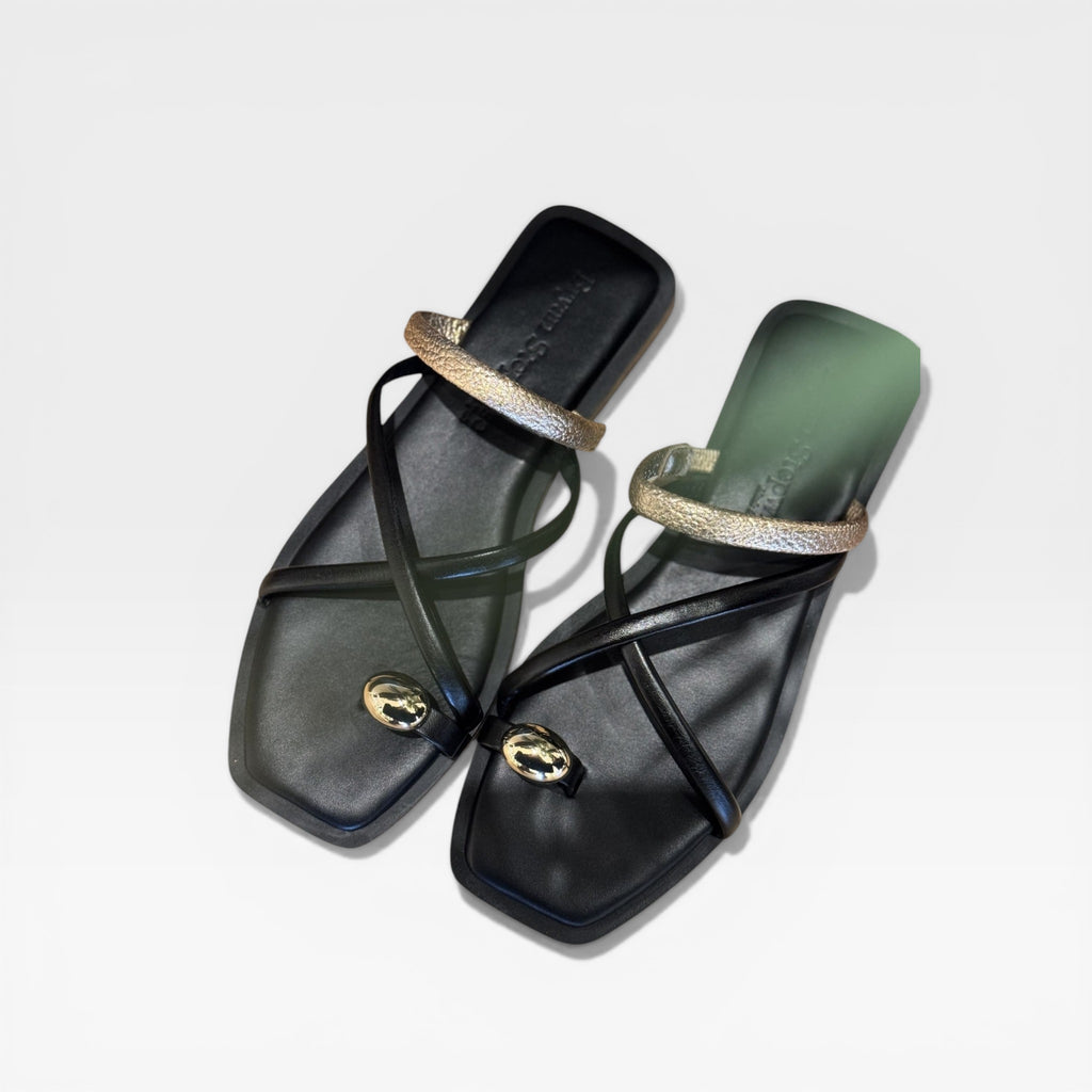 Sandalias negra y dorada - Bryan Stepwise