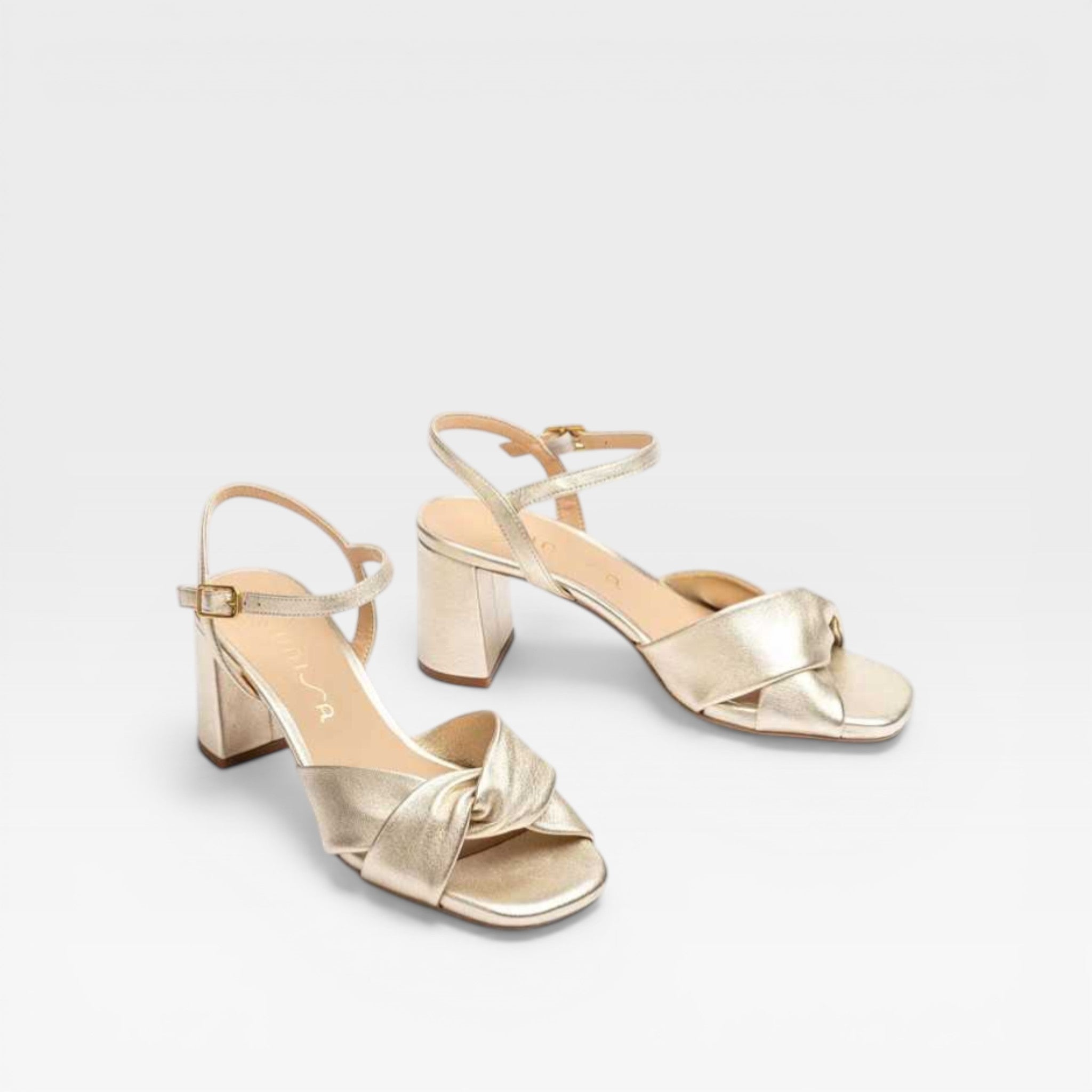 Sandalias Tacón dorada  MEDWAY - Unisa