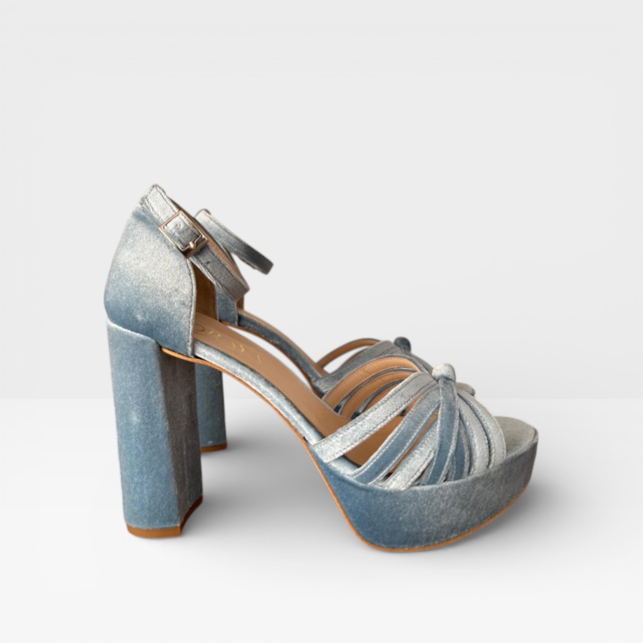 Sandalias Tacón Luz bebé nudo - Soraya