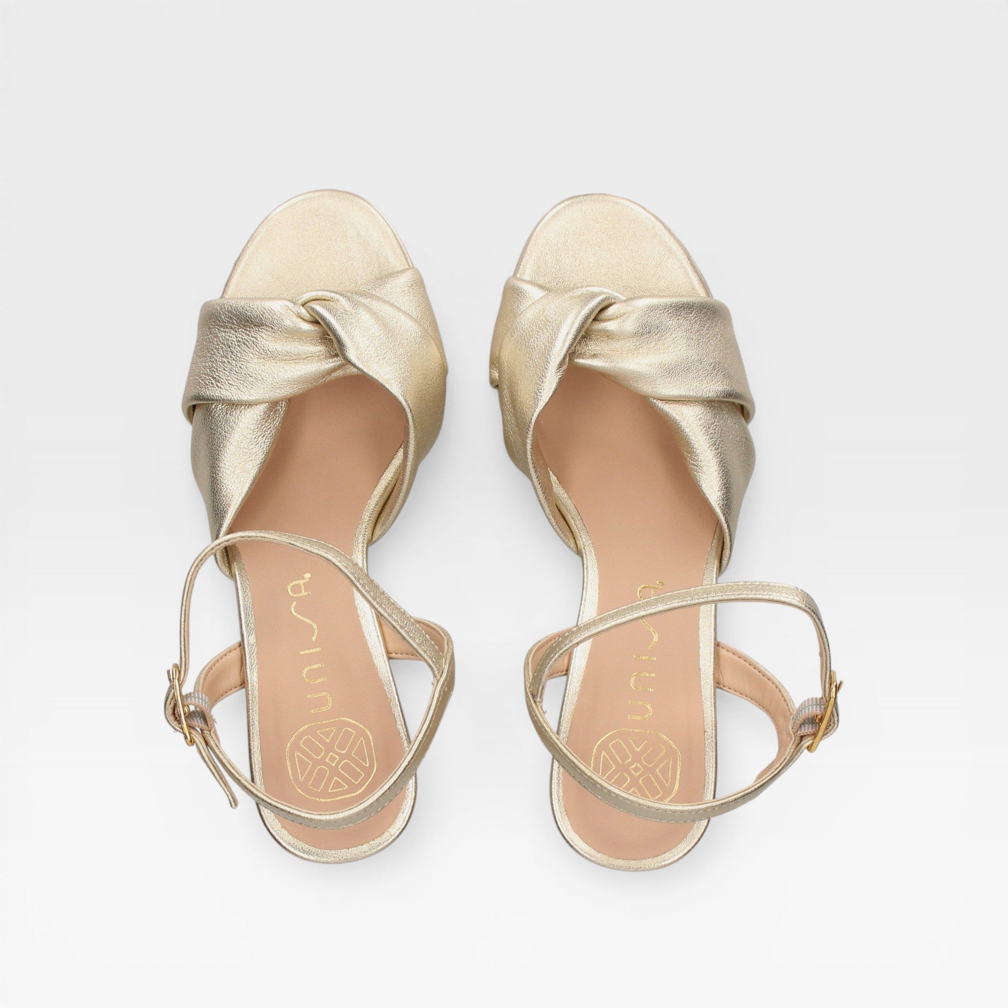 Sandalias Tacón dorada ONOA_25_LMT - Unisa