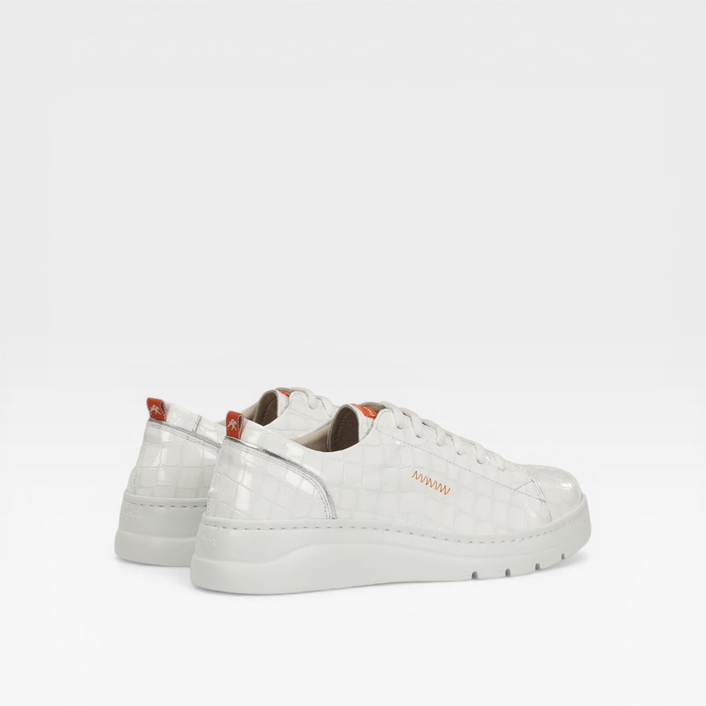 Zapato deportivos charol blanco  - Fluchos